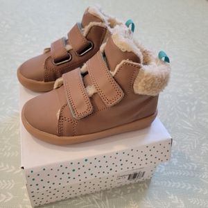 Ten Little High Top Sneakers with Furry Lining - Chestnut Brown - Size 7.5